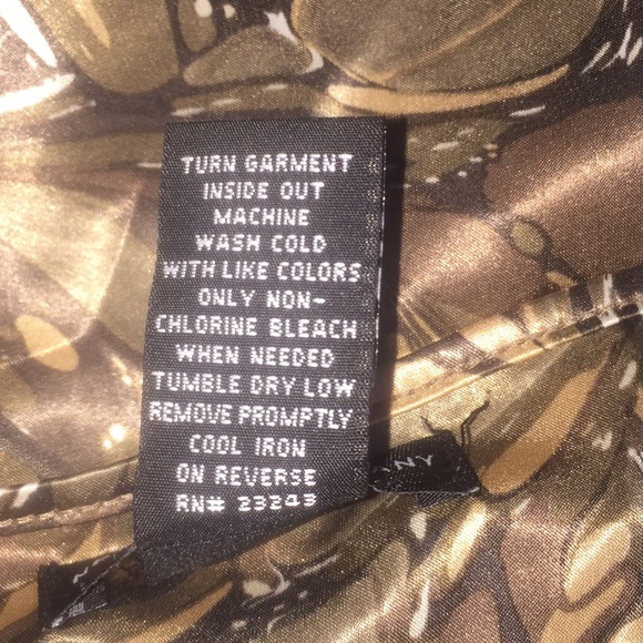 ❤️ NEW YORK&COMPANY SpaghettiStrapTop - Picture 5 of 5